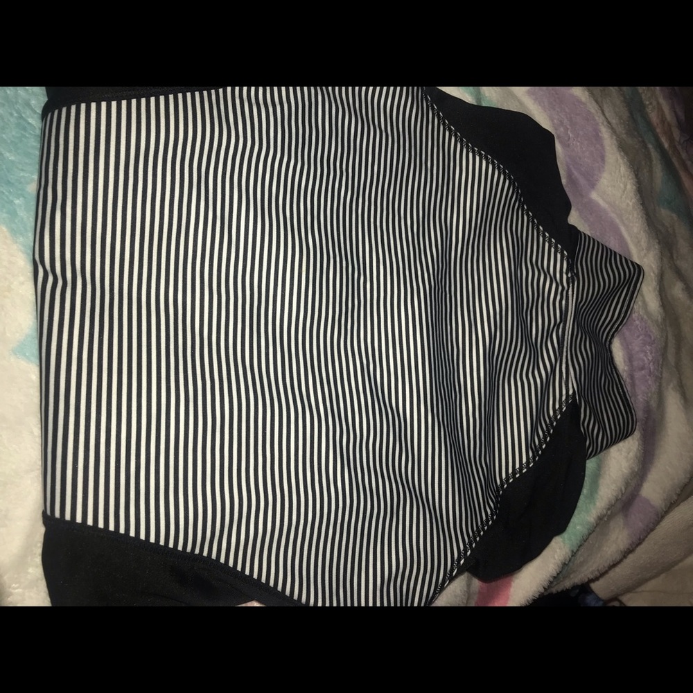 5/25 Girls 1/4 Zip Pullover NWOT - Picture 2 of 4